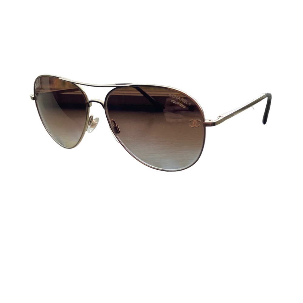 CHANEL PILOT SUNGLASSES Titanium & Calfskin Gold. Lenses: Brown, Gradient